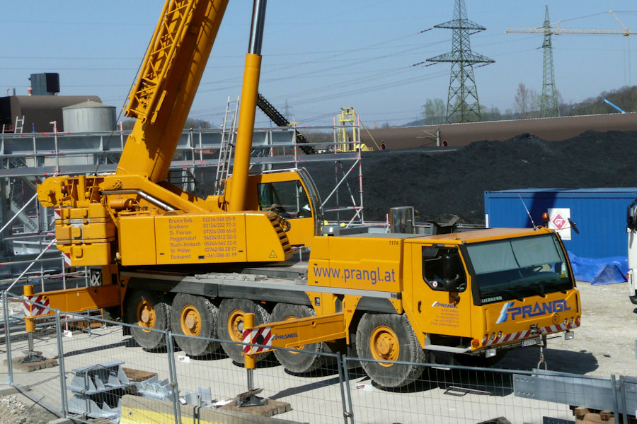 Liebherr-LTM -1095-5-1-Prangl-Vorechovsky-020710-01.jpg - Jaroslav Vorechovsky